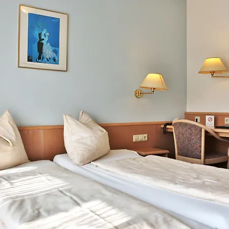 Zum Hirsch Hotel Woerth am Rhein